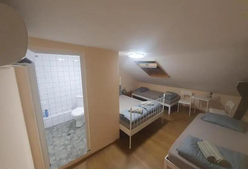 اتاق استاندارد چهار تخته, Hancho   Kapana Center Plovdiv