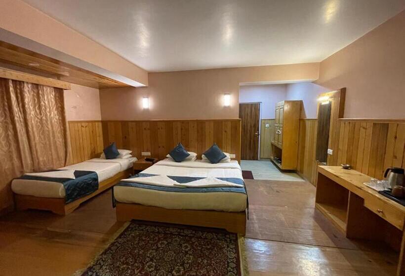 Трехместный Номер Superior, Montanamar Lachung