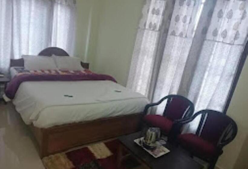 디럭스 룸, Tk Residency Arunachal Pradesh