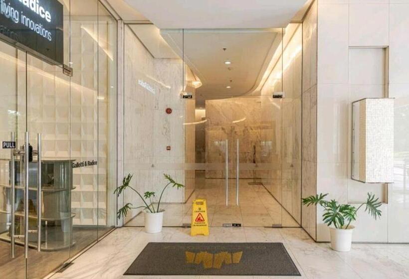 דירת חדר נוף לבריכה, L1 Twin Bed Staycation In Bonifacio Global City 5