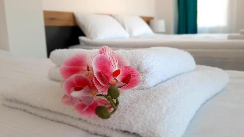 غرفة أساسية ثلاثية, къща за гости вивиан