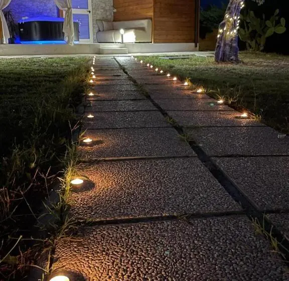 ویلای 1 خوابه با چشم‌انداز دریا, Villa Acquabella