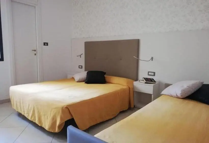 トリプルクラシックルーム, B&b Metropols Sottomarina