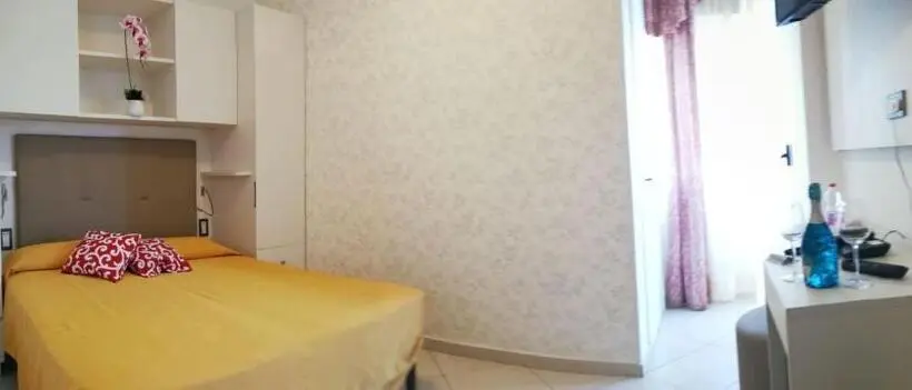 オーシャンビュースタンダードルーム, B&b Metropols Sottomarina