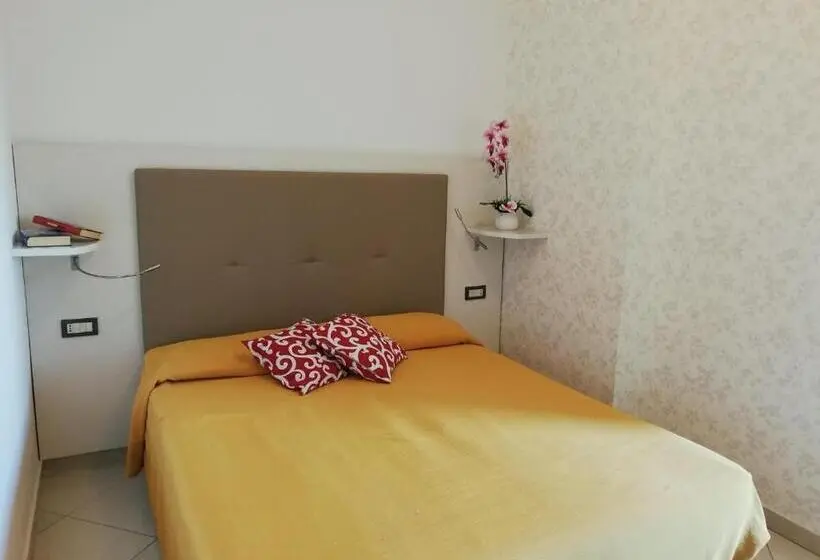 オーシャンビュースタンダードルーム, B&b Metropols Sottomarina