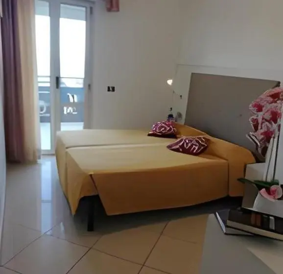 オーシャンビュースタンダードルーム, B&b Metropols Sottomarina