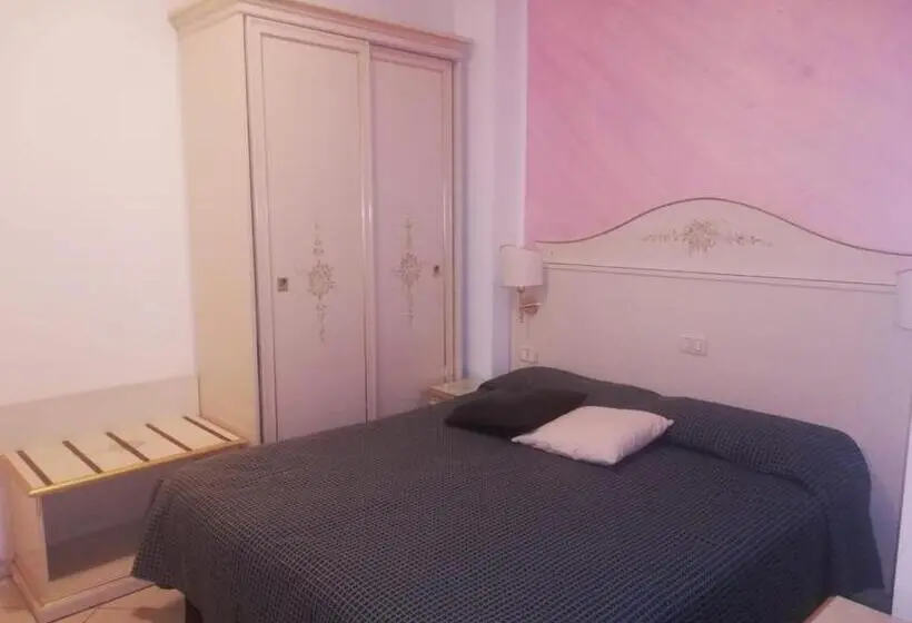 デラックスルーム, B&b Metropols Sottomarina