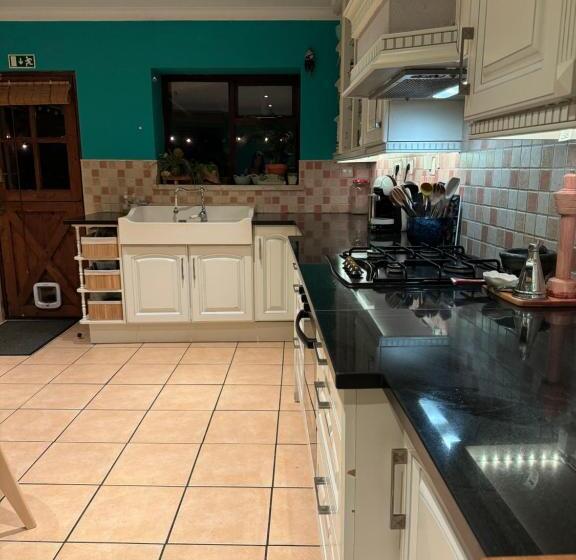 Номер Стандарт Трехместный, Wellbeing Guesthouse Casa é Connosco