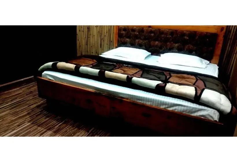 Standard-huone, Chakrata Sky Hills Resort & Restaurant