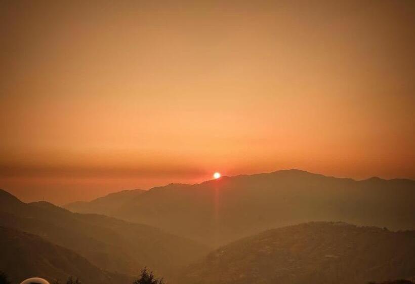 标准间, Chakrata Sky Hills Resort & Restaurant