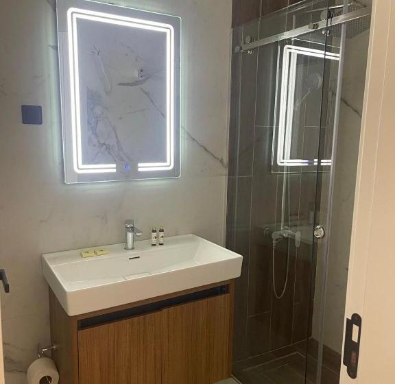 اتاق استاندارد سه نفره, Elia Hotel Residence