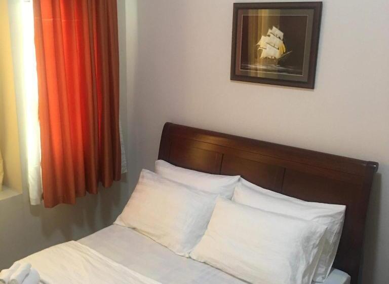 سوییت خانوادگی, H&m One Palmtree Villas