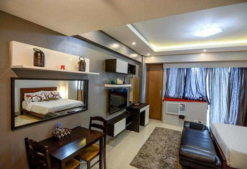 إستوديو قياسى, H&m One Palmtree Villas