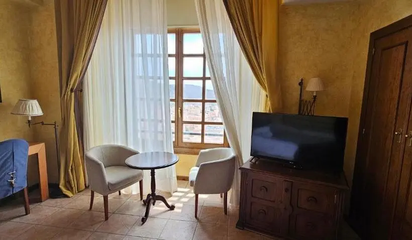 Suite mit Hydromassage, Castillo De Illueca