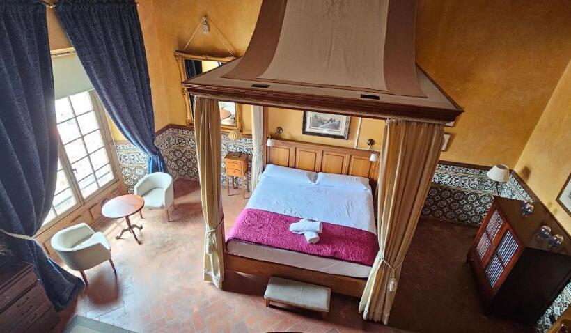 جناح, Castillo De Illueca