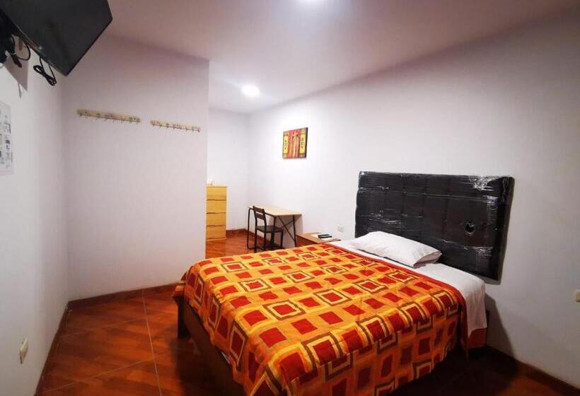 اتاق استاندارد, D Piero Marcona