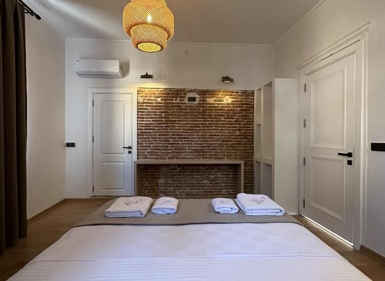 スーペリアールーム, La Luna Nueva