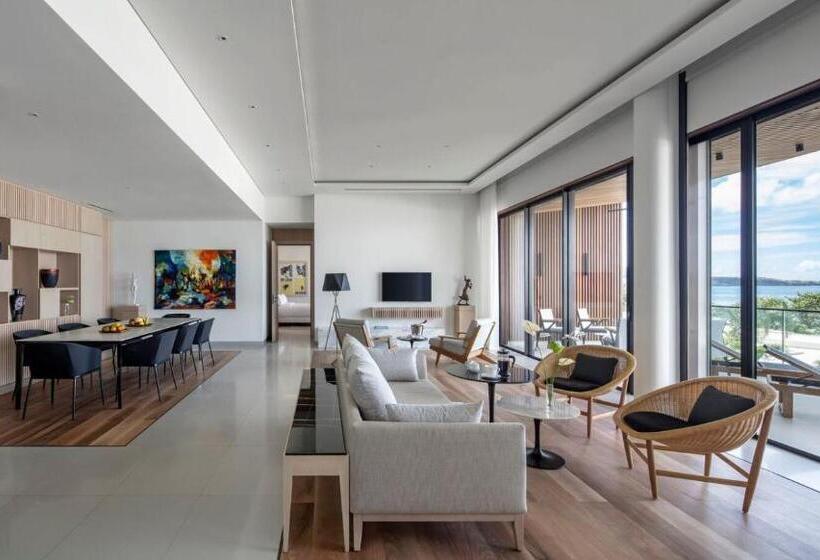 Deluxe Suite Sea View, Silversands Resort Grenada At Grand Anse