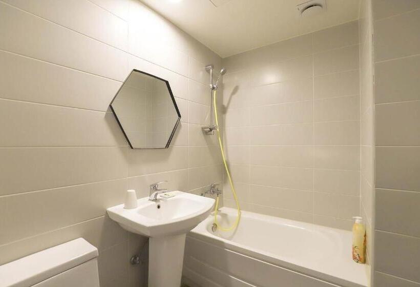 Habitació Superior, Stay Q