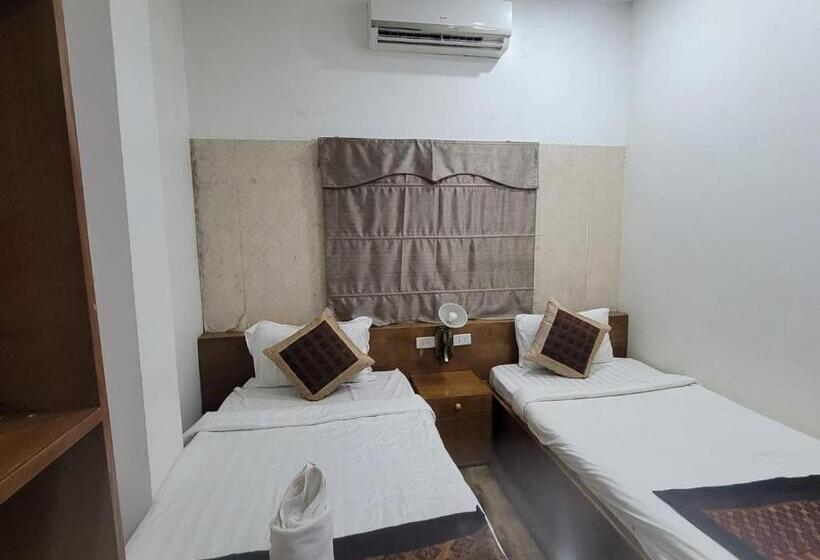 Номер Deluxe, Sunrise East 2