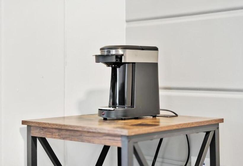 חדר סטנדרט עם מיטת קינג, The Blue Anchor Unit #4