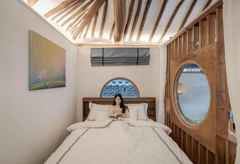 Chambre Familiale Vue Montagne, And Spring