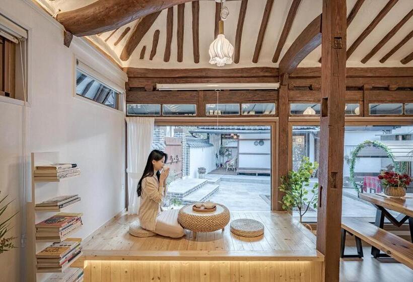 Chambre Familiale Vue Montagne, And Spring