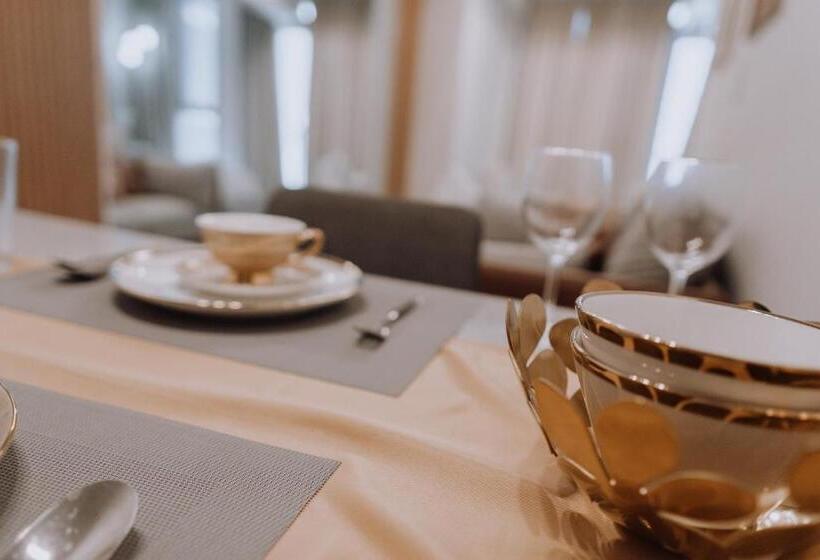 آپارتمان 1 خوابه با بالکن, Uptown Parksuites Elegant 1br With Balcony And Washer