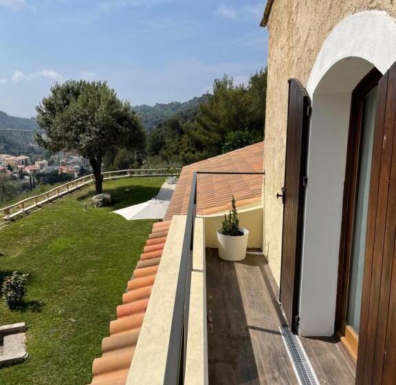 バルコニー付きデラックスルーム, Bed & Breakfast At Villa Monti