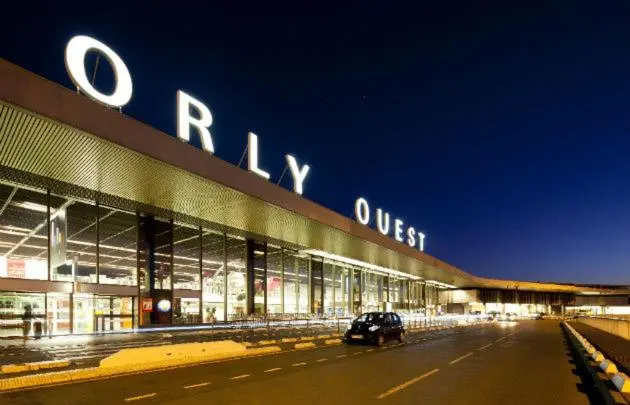 Huoneisto 1 Makuuhuone Puutarhanäkymä, 4pers 2lits 5 Min Aéroport Orly,navette Et Parking Extra,location En Nuit Et Jourchez Sandro