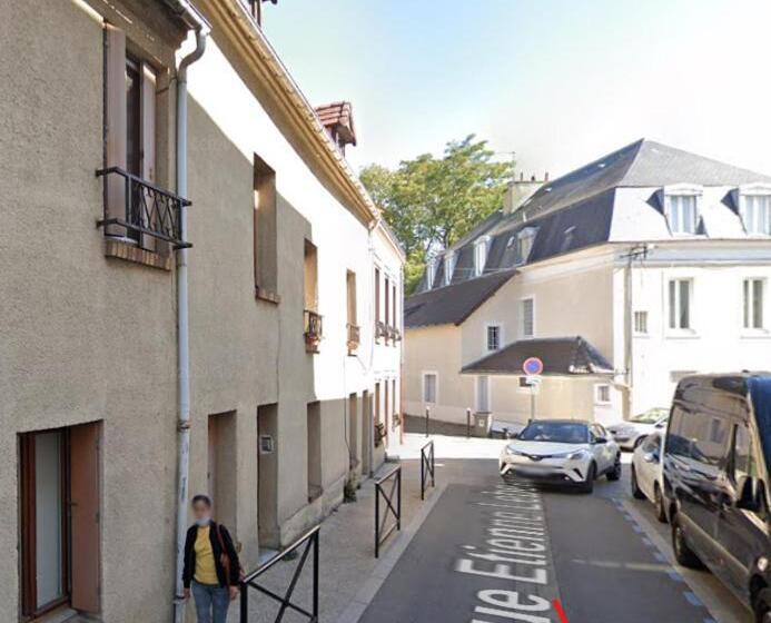 Апартаменты 1 Спальня Вид на Сад, 4pers 2lits 5 Min Aéroport Orly,navette Et Parking Extra,location En Nuit Et Jourchez Sandro
