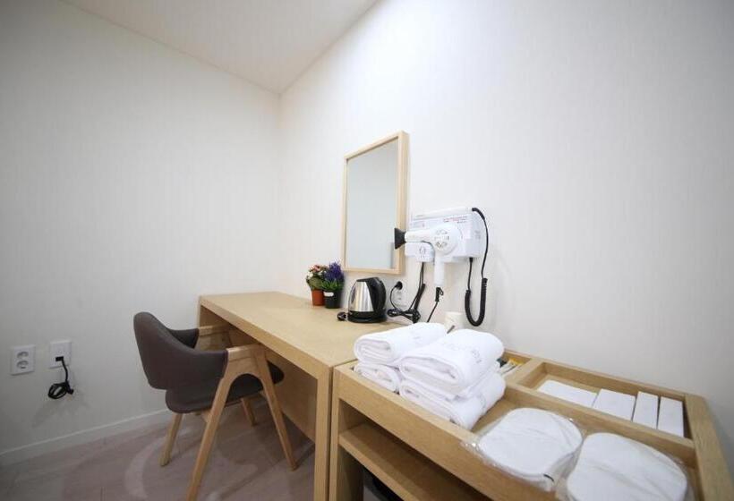 Quarto Estandar, Haru