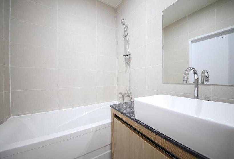 Quarto Familiar, Haru