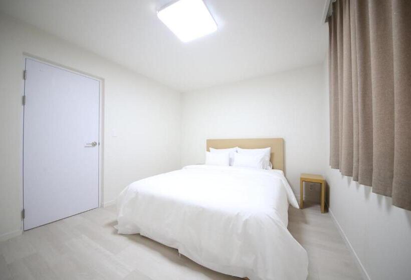 Quarto Triplo Estandar, Haru