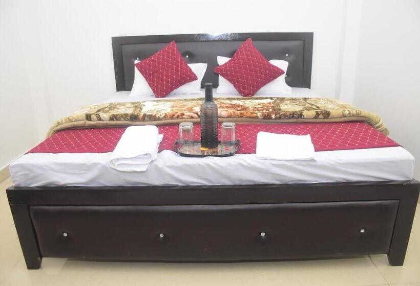 디럭스 룸, The Ramam