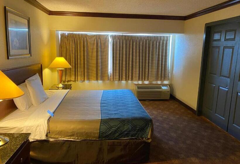 Люкс Deluxe Кровать Кинг, Dominion Inn & Suites