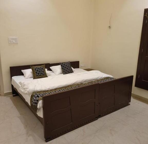 スーペリアールーム, Heritage Haveli Varanasi