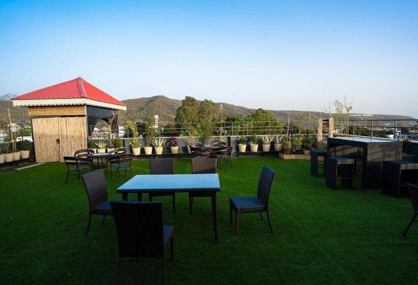 اتاق لوکس, Hsr Klyde Suites