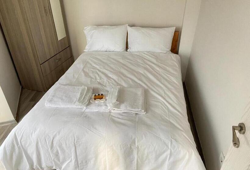 Полулюкс Повышенной Комфортности, La Perato Suites