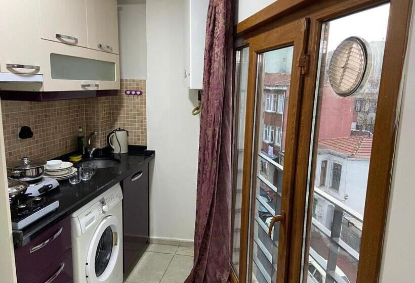 Люкс Deluxe Кровать Кинг, La Perato Suites
