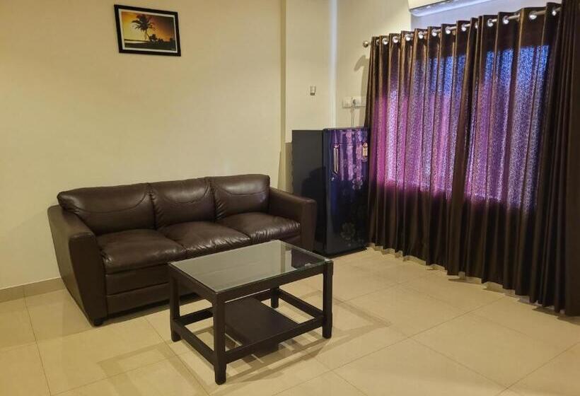 Family Suite, Le Malabar Hotel Near Kims Al Shifa Hospital
