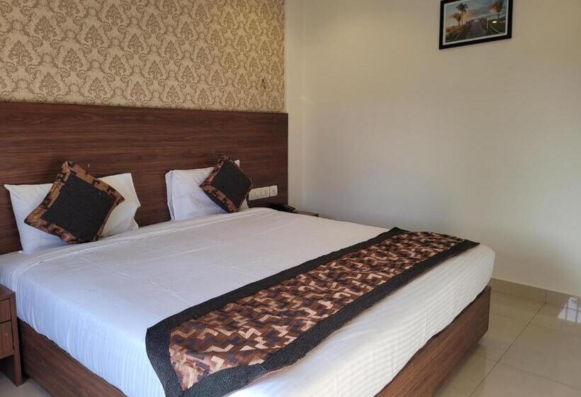 주니어 스위트, Le Malabar Hotel Near Kims Al Shifa Hospital