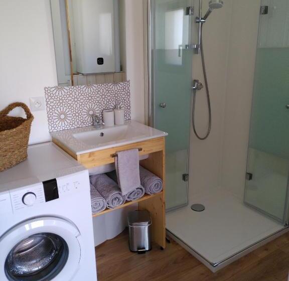 家庭工作室, Maison Sur Pilotis