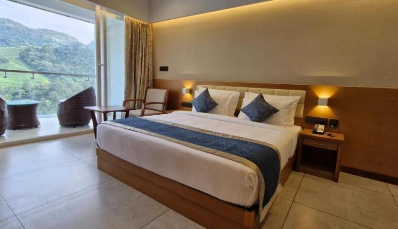 高级大房间, The Grand Cliff Resort Munnar
