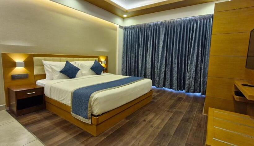 带阳台套房, The Grand Cliff Resort Munnar