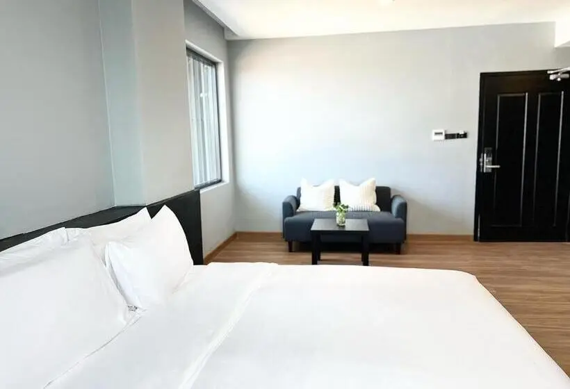 اتاق سوپریور با تخت بزرگ, Bb Hotel Savannakhet