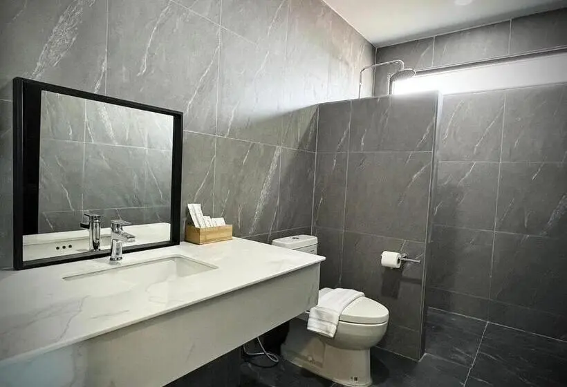 اتاق سوپریور با تخت بزرگ, Bb Hotel Savannakhet