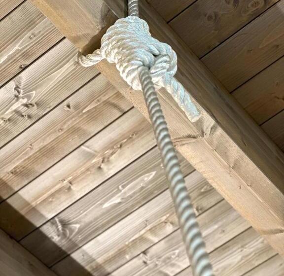 חדר סטנדרט לשלושה, I Secolari