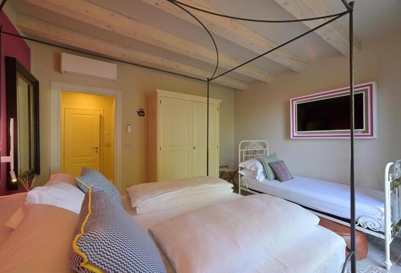 غرفة ديلوكس ثلاثية مطلة على البحر, Muri Vecchi