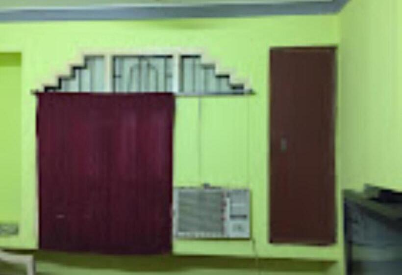 Номер Deluxe, Chandan Lodge,bhubaneswar